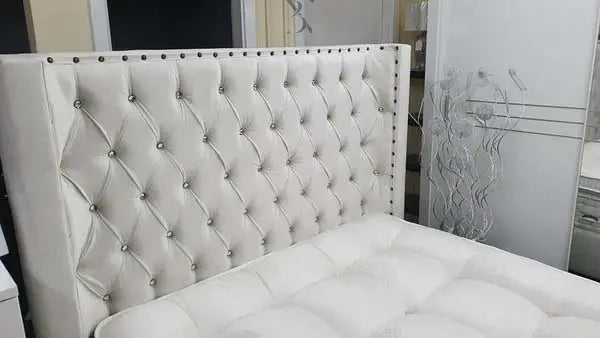 Marilyn Wingback Upholstered Bed