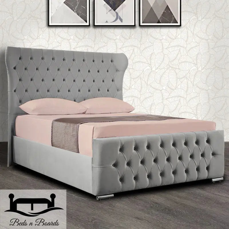 Wingback Cruved Chesterfield Miami Luxury Bed